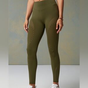 Fabletics Sculptknit Contour High-Waisted Legging XS